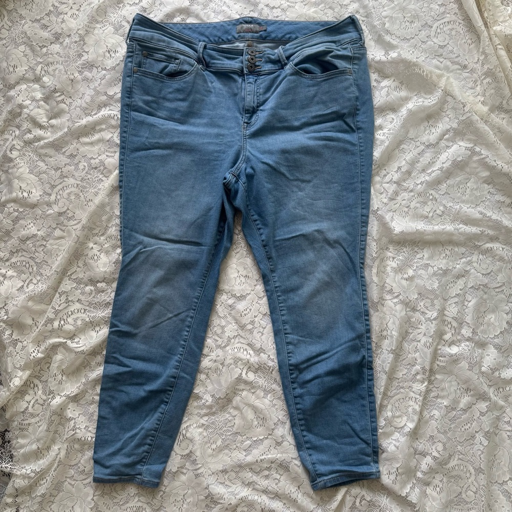 Torrid Stretch Denim Women's Light Blue Feel The Fit Jegging Jeans 22R